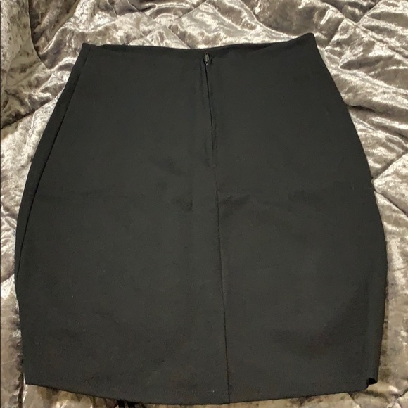 Lace up skirt - Picture 3 of 4